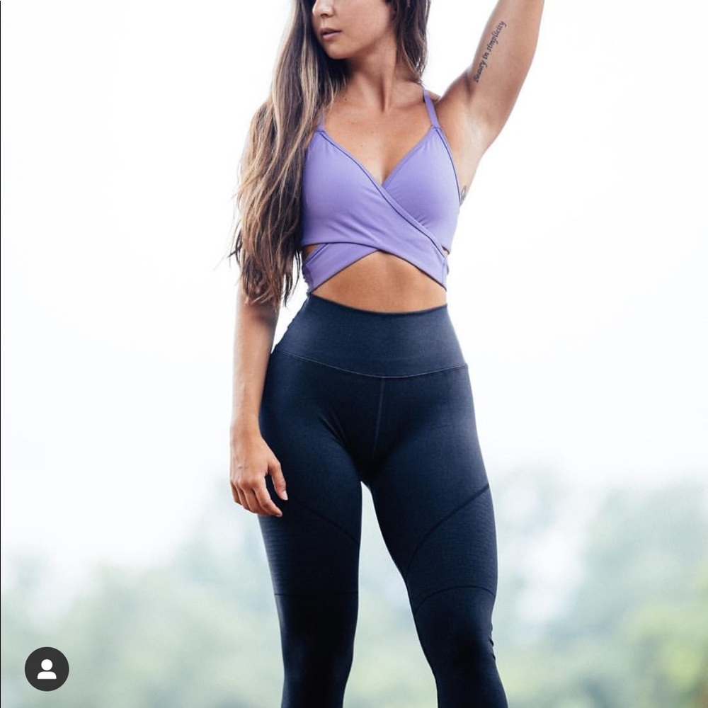 Alphalete wrap bra